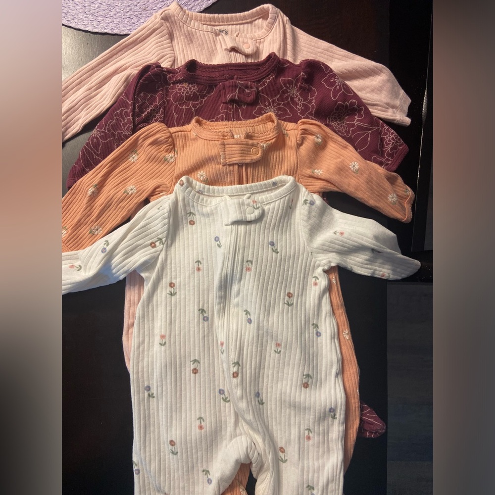 9 0-3 month baby girl sleepers